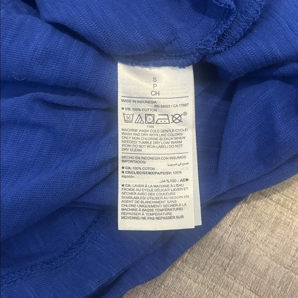 old navy long sleeve tee - Picture 4 of 7
